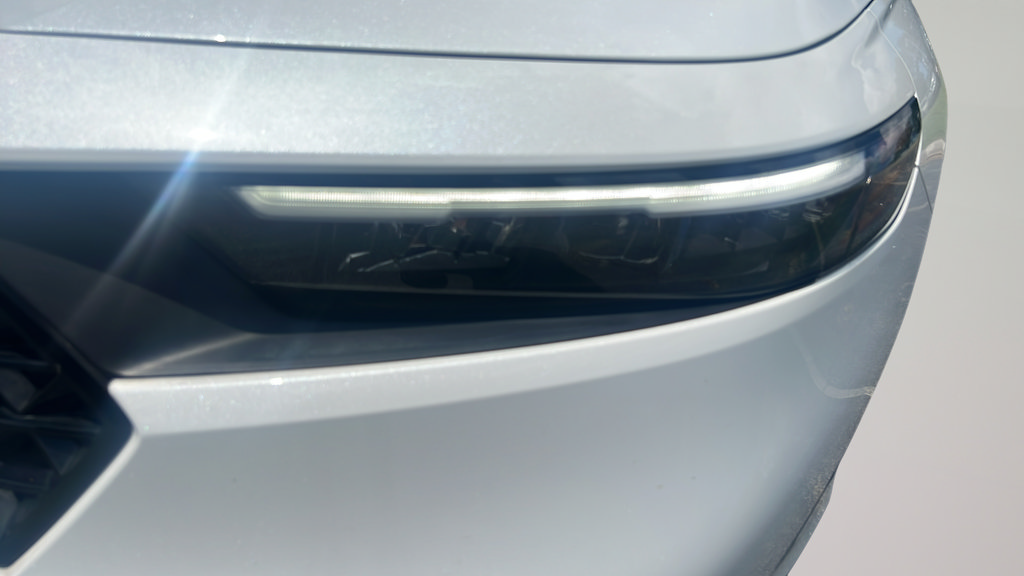Used 2023 Honda Accord Sport image 11
