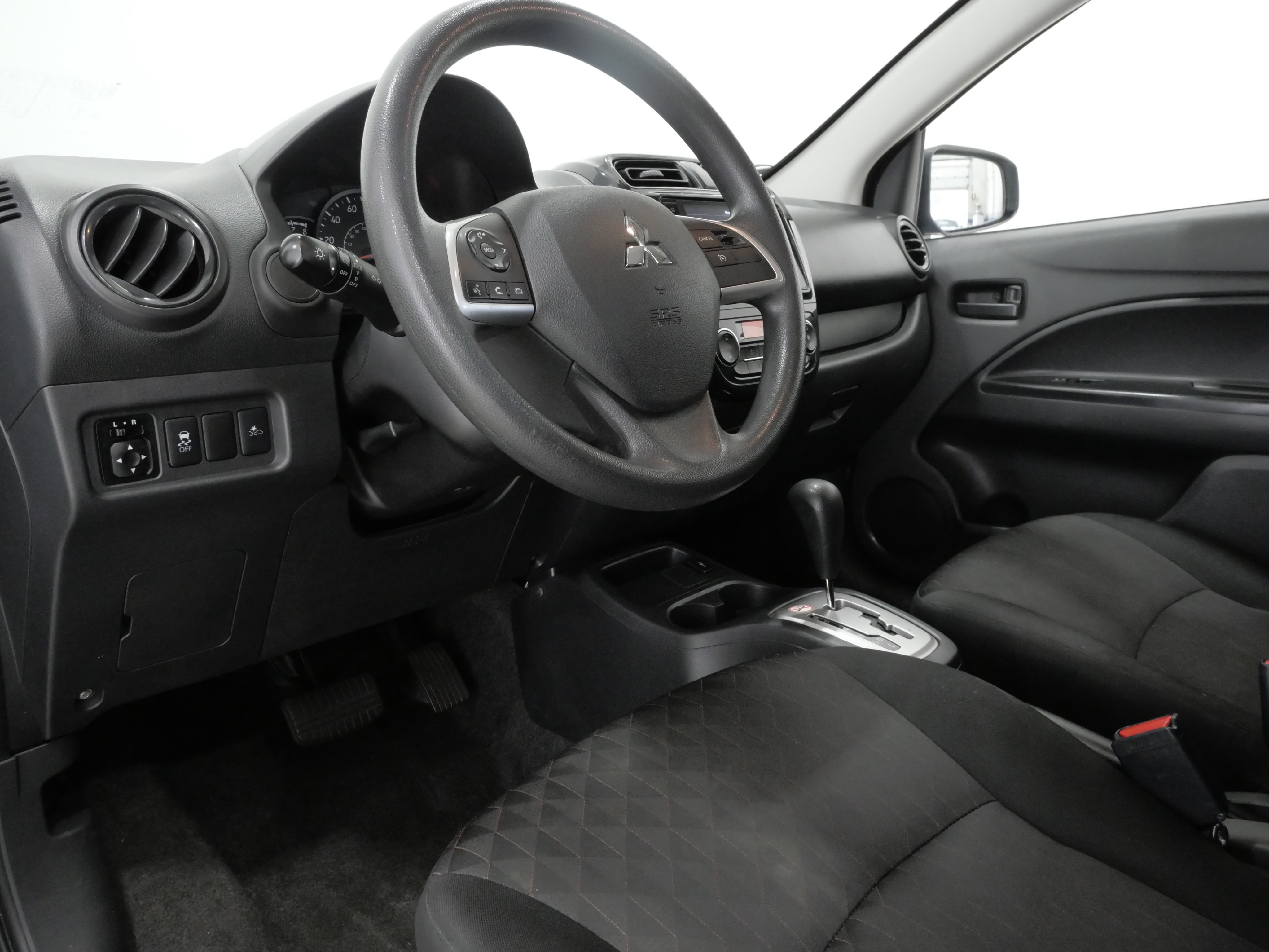 Used 2024 Mitsubishi Mirage ES FWD image 11