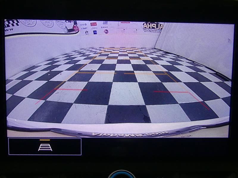 Used 2022 Chevrolet Camaro LT w/ Technology Package image 10