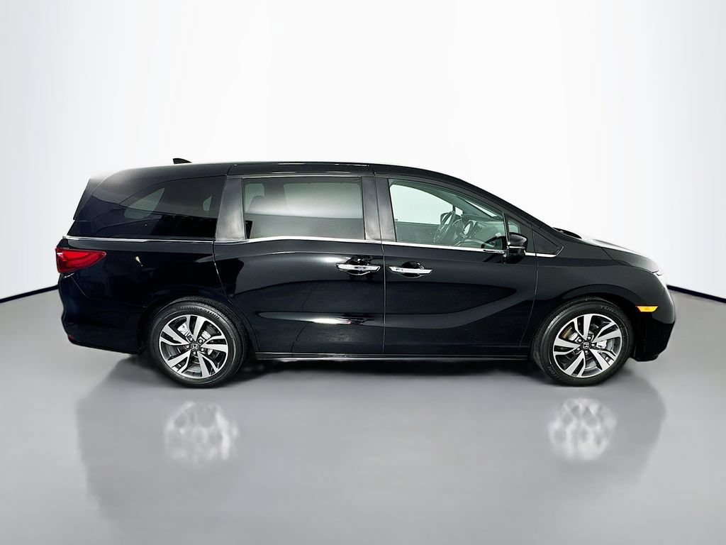 Used 2023 Honda Odyssey Touring image 8