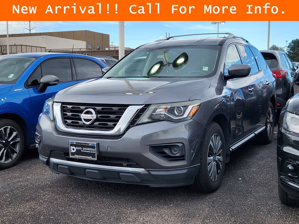 Used 2018 Nissan Pathfinder S AWD/4WD image 4