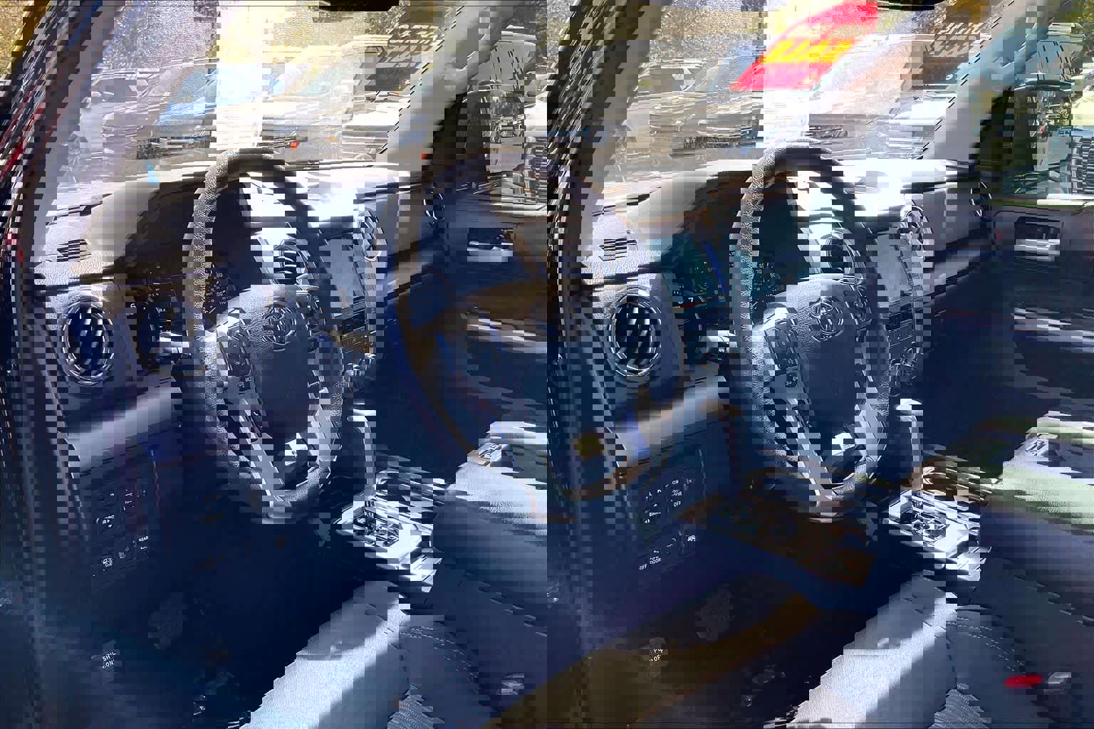 Used 2021 Toyota Tundra SR5 w/ Trail Edition image 13