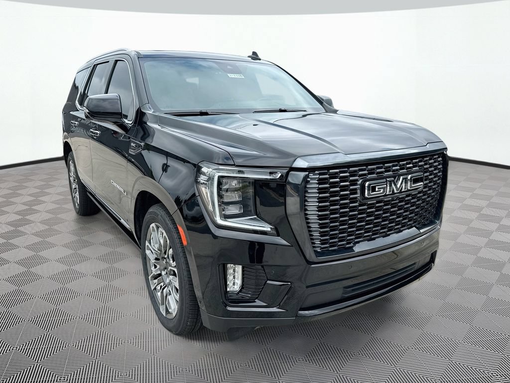 Used 2024 GMC Yukon Denali Ultimate w/ LPO, Floor Liner Package AWD/4WD image 3