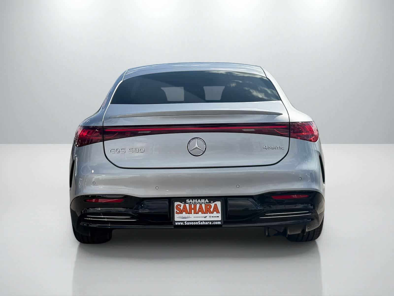 Used 2023 Mercedes-Benz EQS 580 4MATIC Sedan image 5