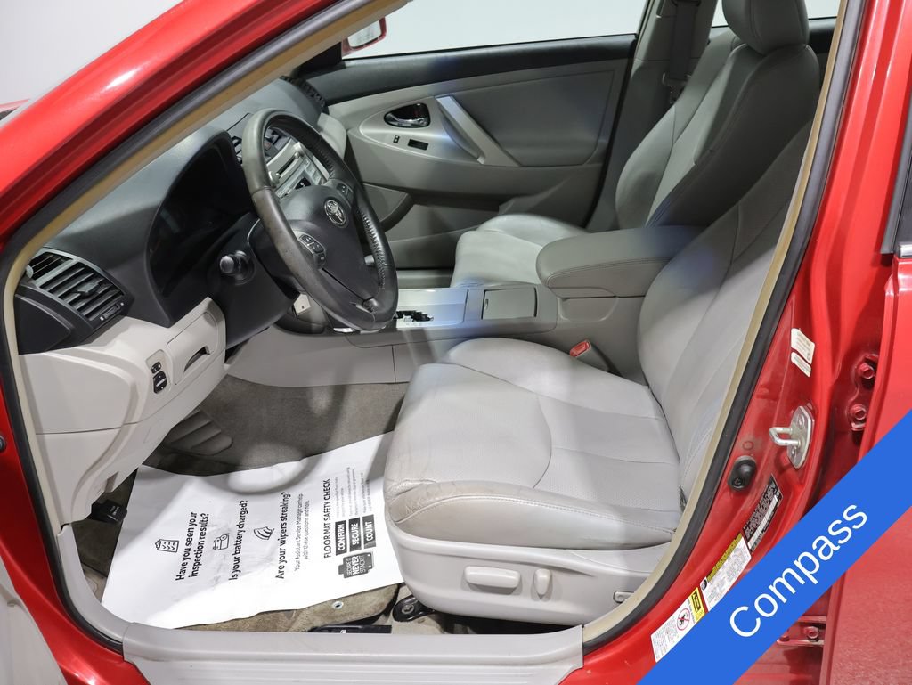 Used 2007 Toyota Camry XLE FWD image 9