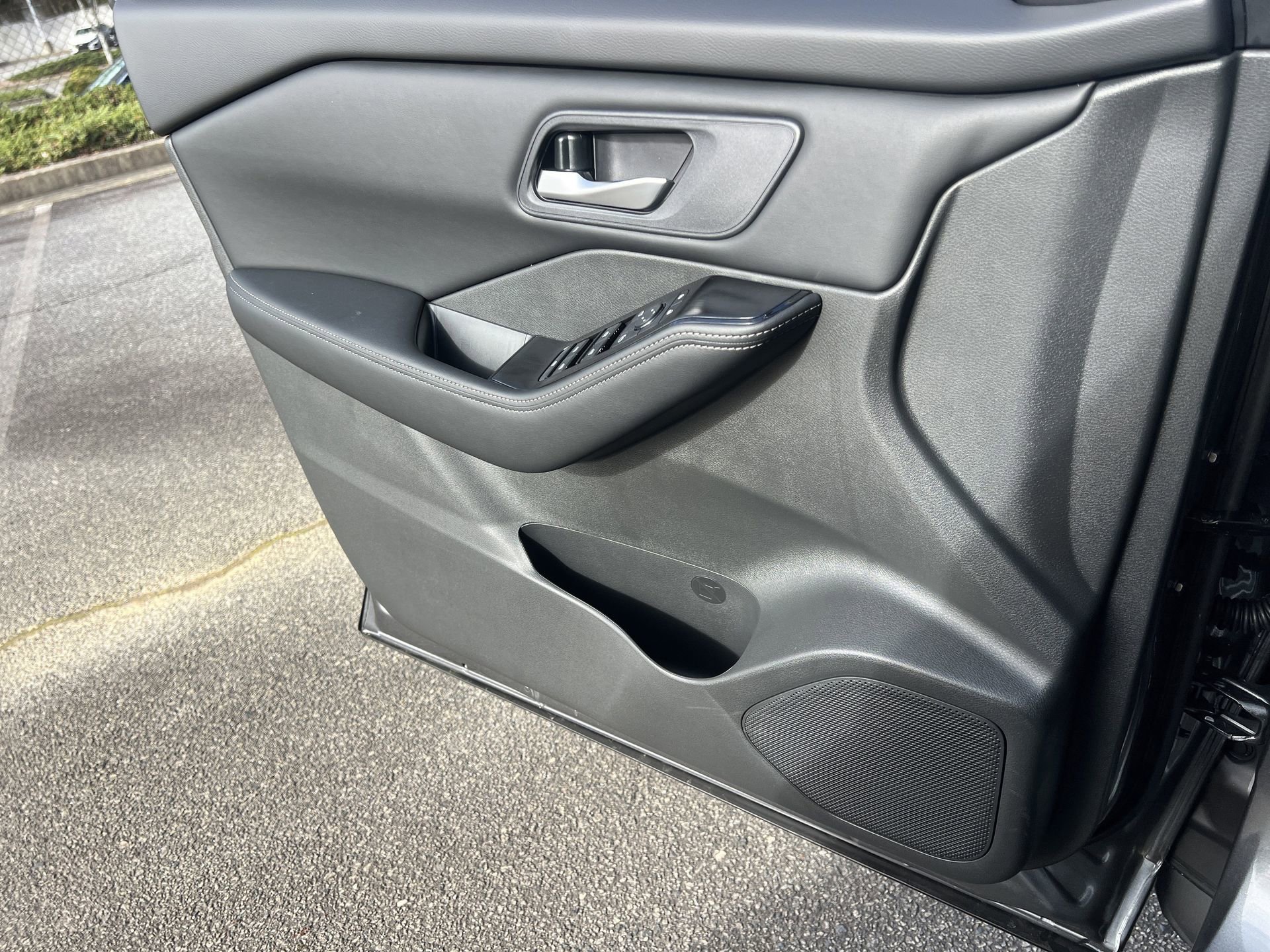 New 2026 Nissan Rogue SV FWD image 13