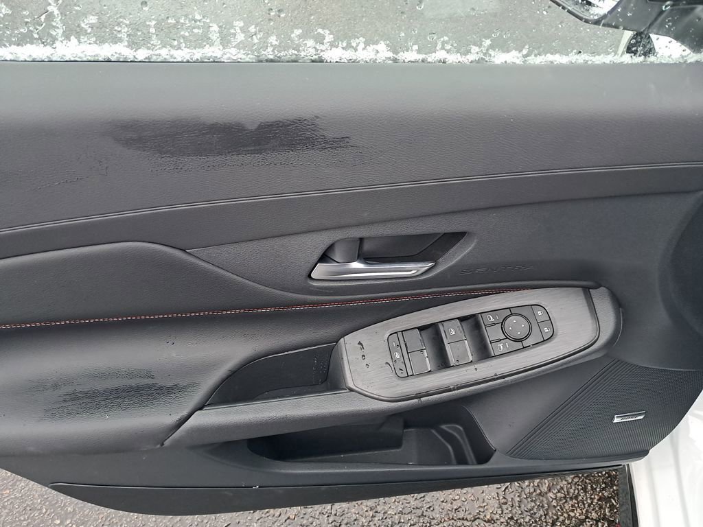 New 2026 Nissan Sentra SR w/ SR Premium Package image 49