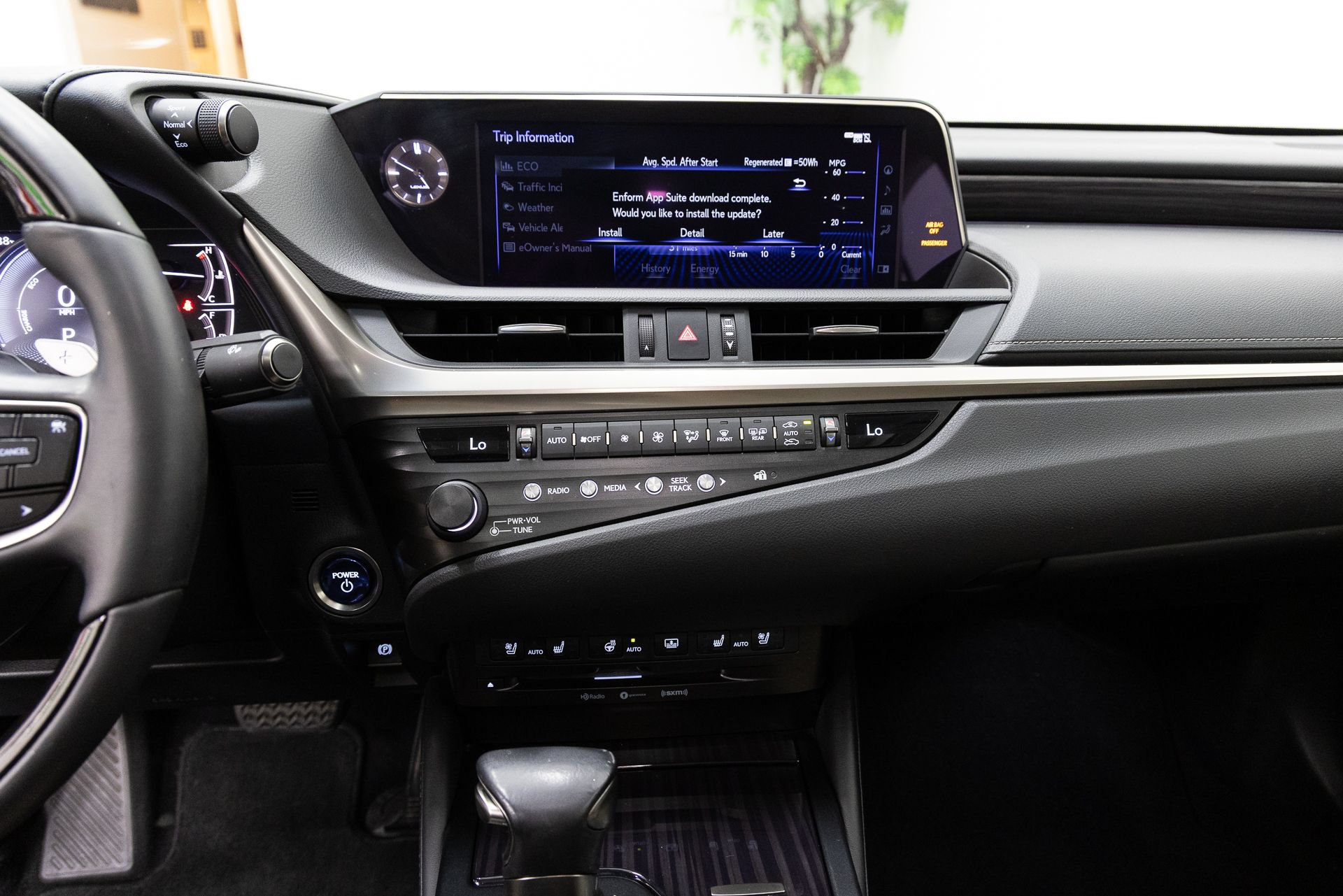 Used 2019 Lexus ES 300h FWD image 17