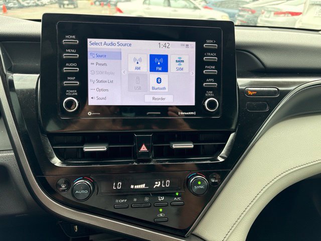 Used 2023 Toyota Camry SE FWD image 15