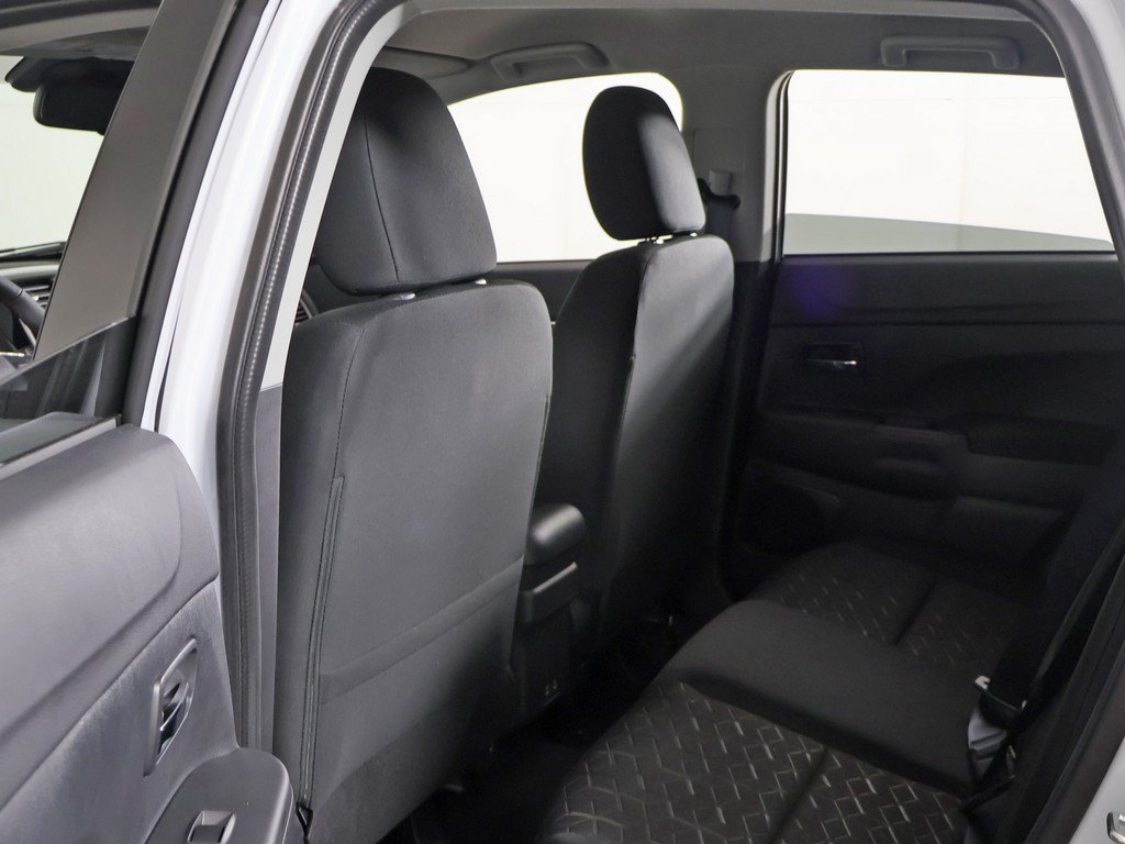 New 2026 Mitsubishi Outlander Sport LE AWD/4WD image 24