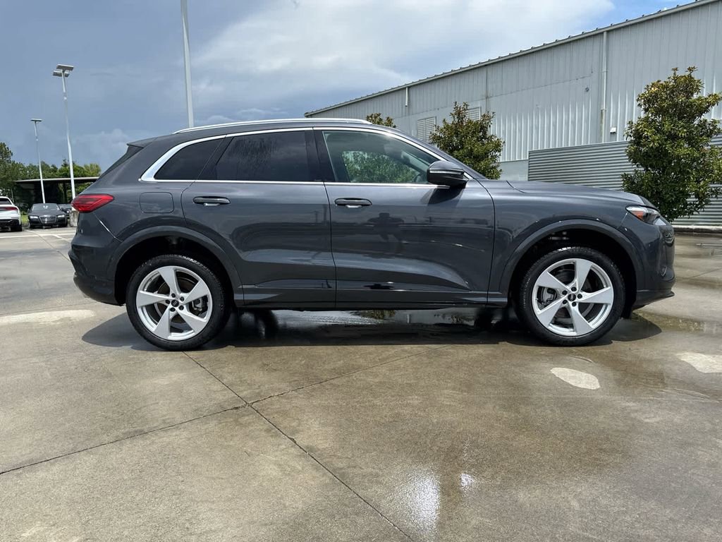 New 2025 Audi Q5 Premium Plus image 4