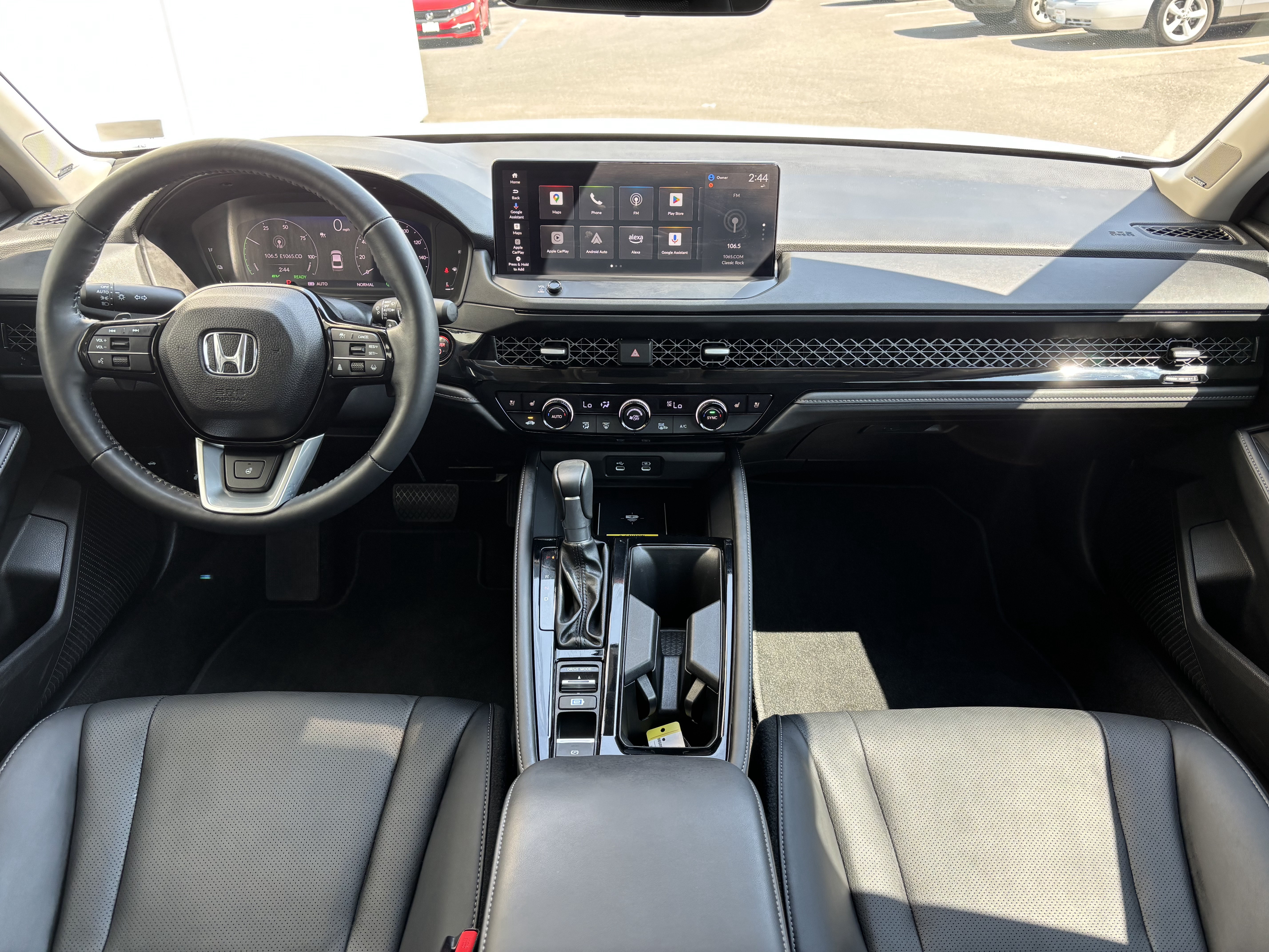 Certified 2025 Honda Accord Touring image 33