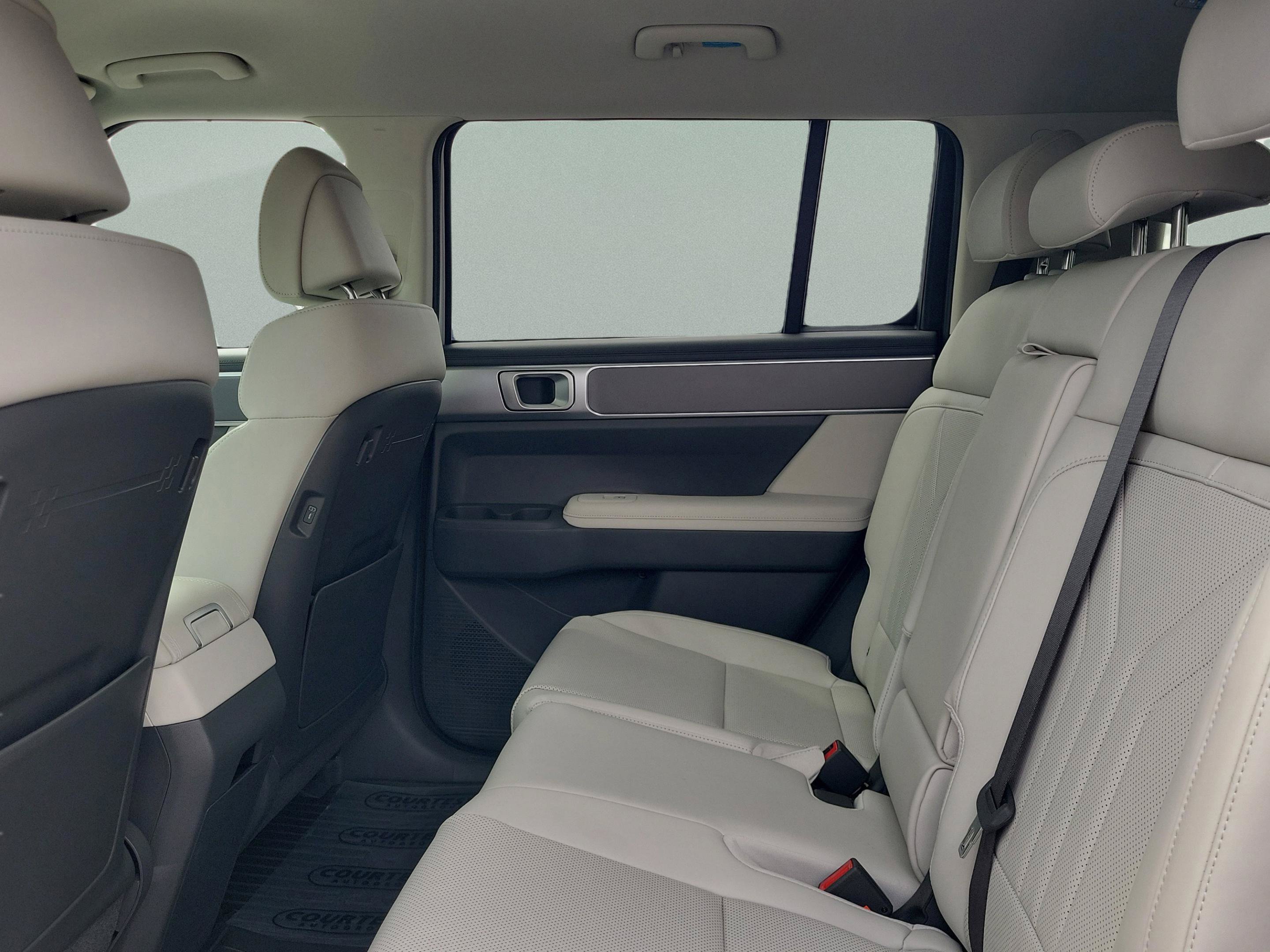 New 2026 Hyundai Santa Fe SEL FWD image 27