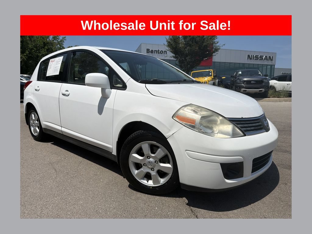 Used 2007 Nissan Versa Hatchback w/ Convenience Pkg FWD image 1