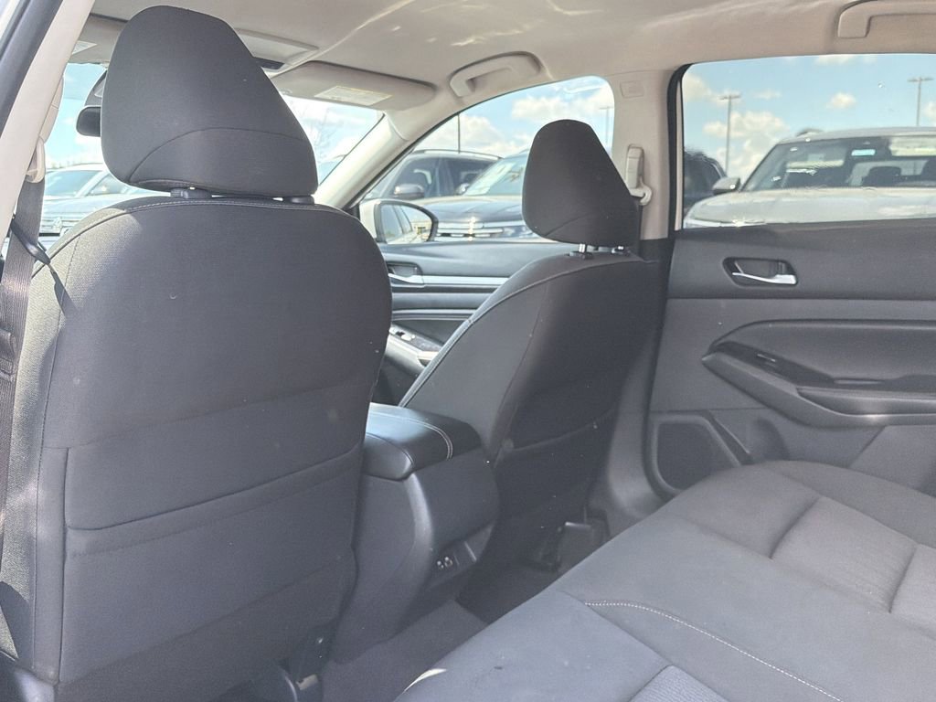 Used 2021 Nissan Altima 2.5 SV image 12