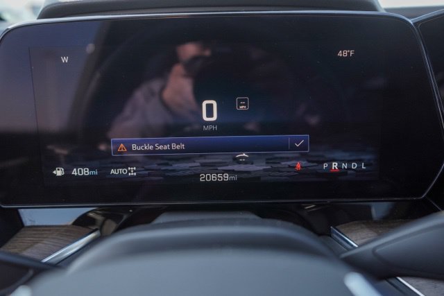 Used 2025 Chevrolet Suburban High Country AWD/4WD image 27
