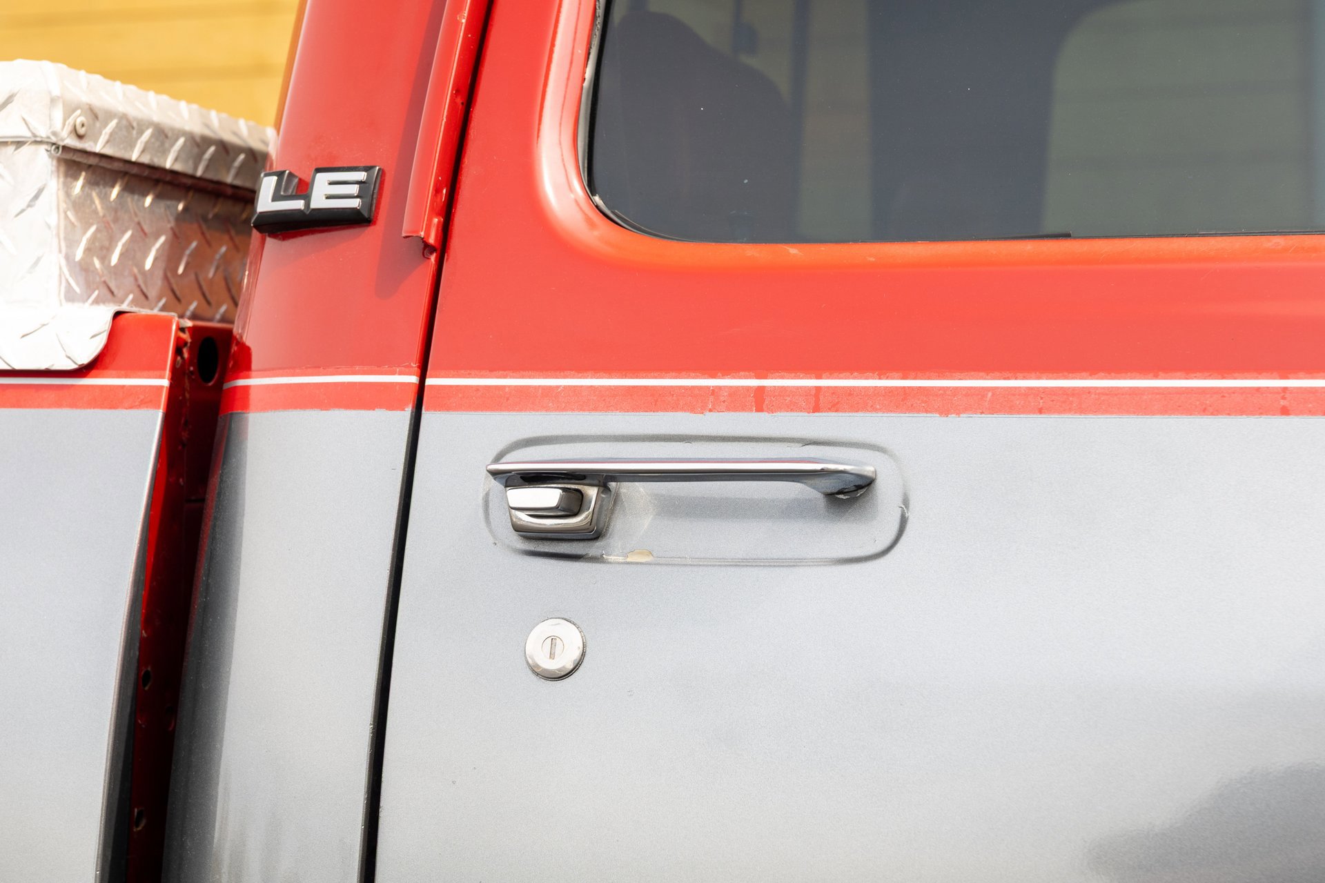 Used 1991 Dodge D/W Truck 250 image 37