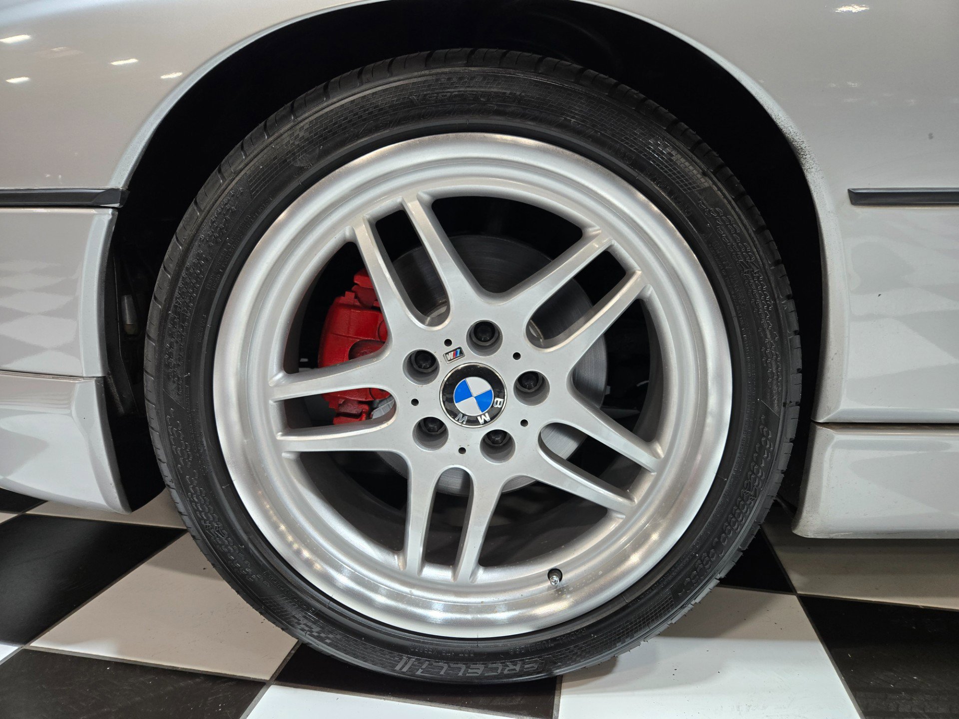 Used 1991 BMW 850i image 7