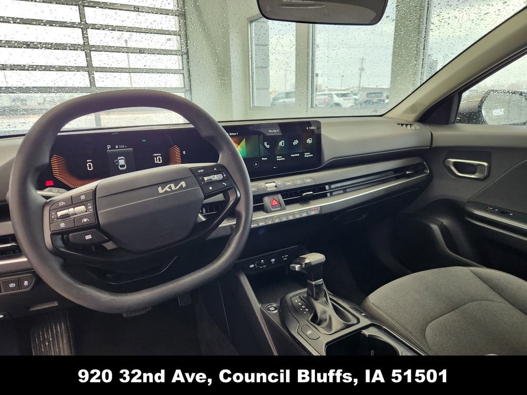 Used 2025 Kia K4 LXS FWD image 18