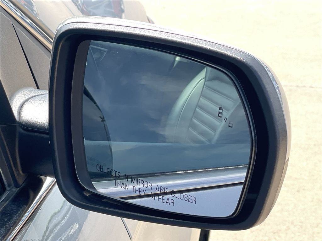 Used 2024 Ford Edge SEL image 30