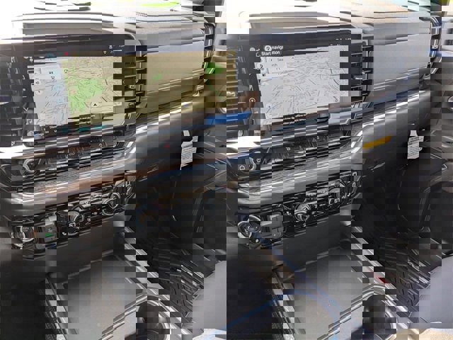 New 2026 Chevrolet Silverado 2500 LT image 21