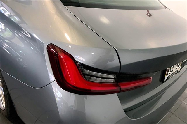 Certified 2023 BMW 330i Sedan w/ Convenience Package image 28