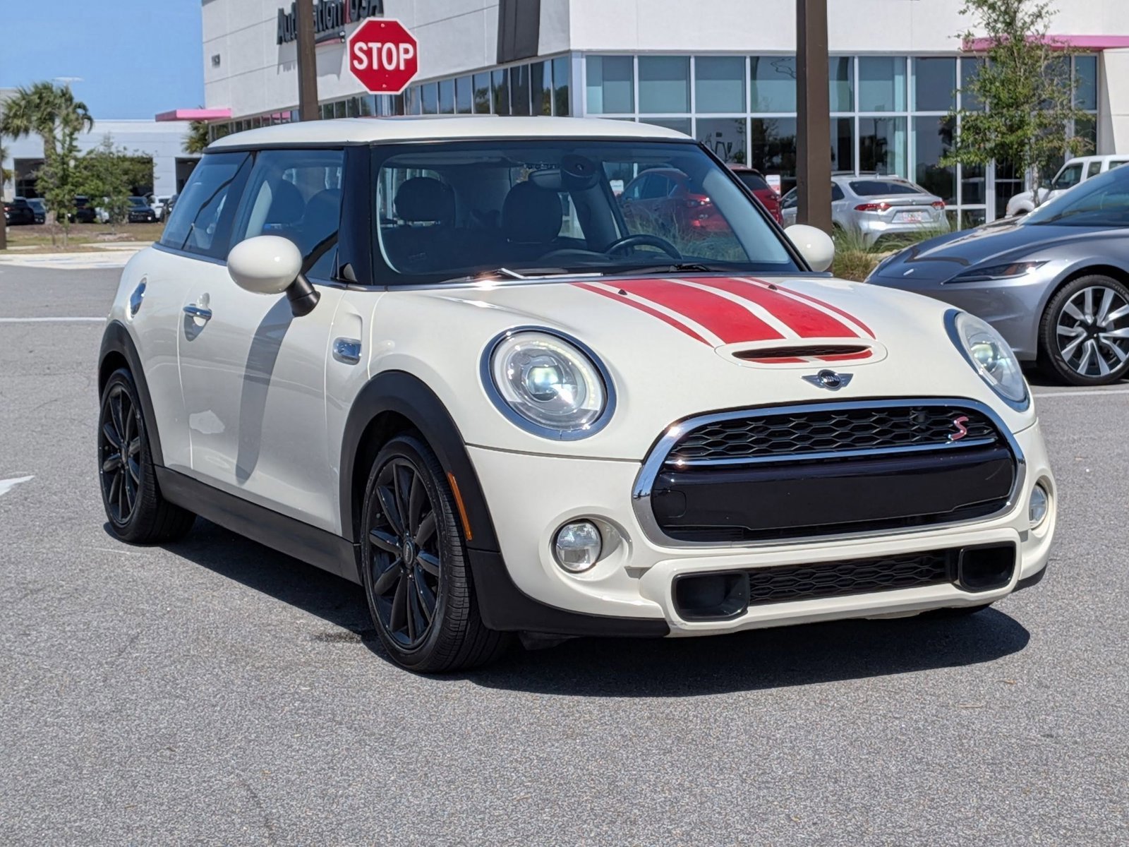 Used 2014 MINI Cooper S FWD image 7