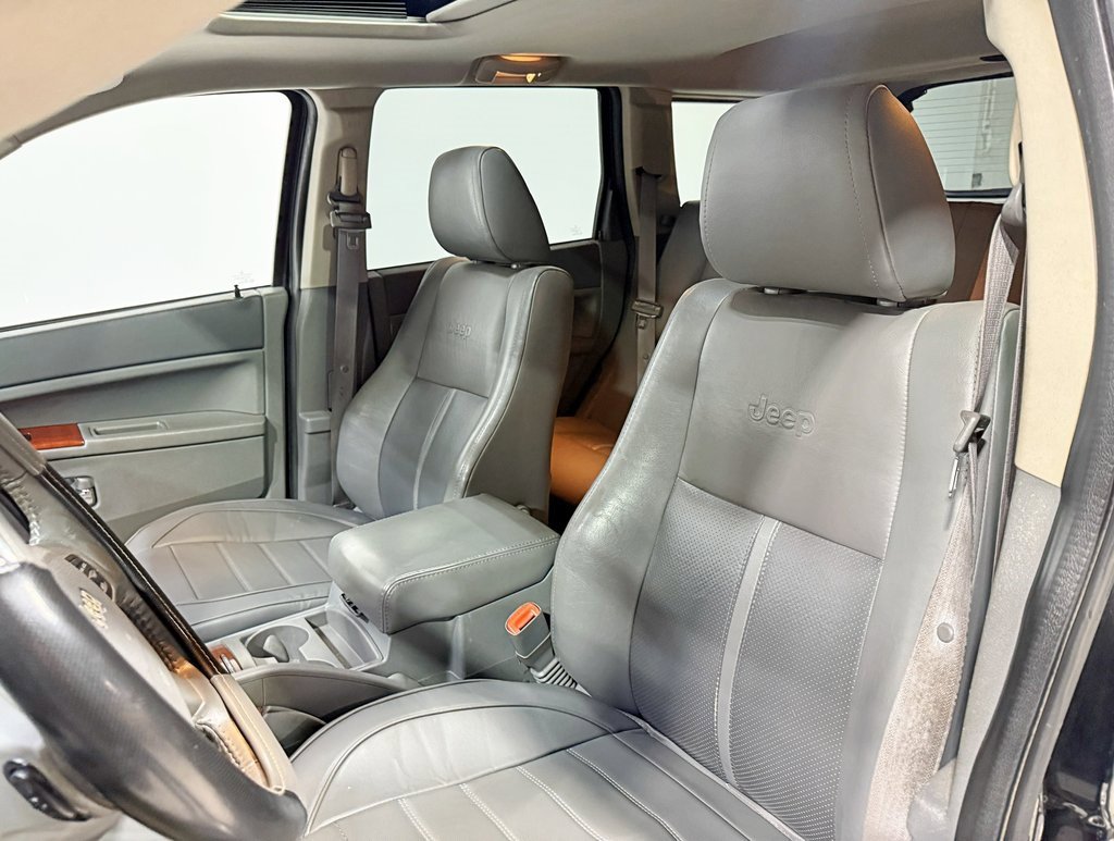 Used 2007 Jeep Grand Cherokee Limited image 27