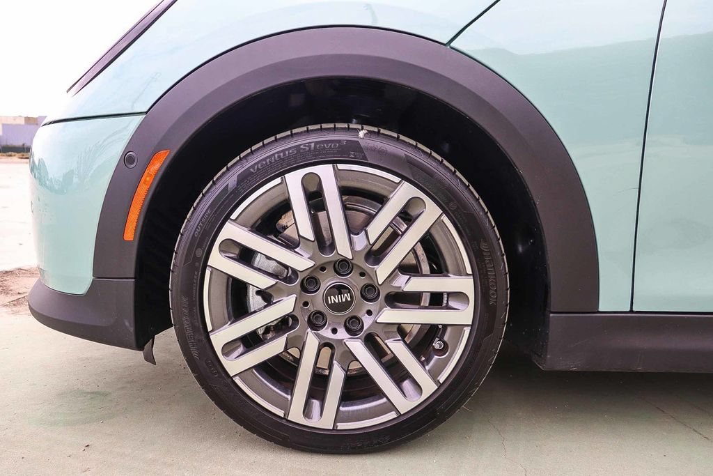 Used 2026 MINI Cooper S FWD image 20
