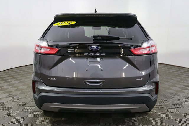 Used 2024 Ford Edge SEL w/ Convenience Package image 8