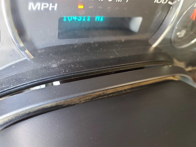 Used 2015 Chevrolet Express 2500 RWD image 22