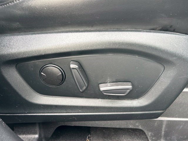 Used 2021 Ford Explorer XLT w/ Equipment Group 202A AWD/4WD image 55