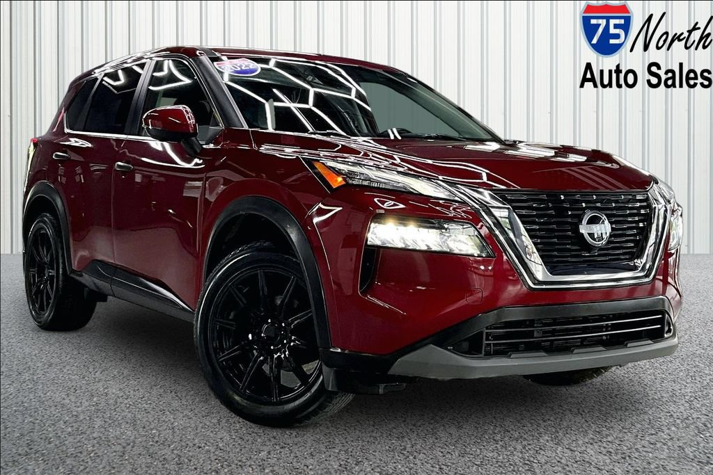 Used 2022 Nissan Rogue S AWD/4WD image 1