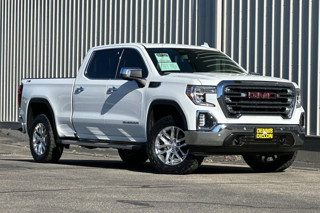 Used 2021 GMC Sierra 1500 SLT w/ SLT Premium Plus Package AWD/4WD image 2