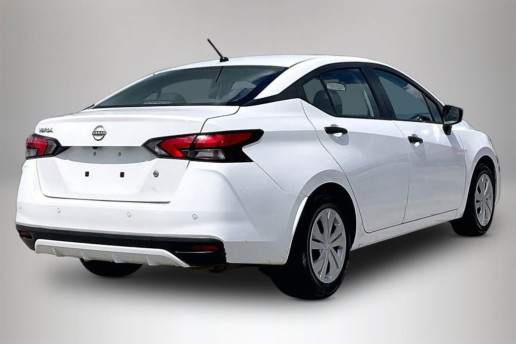 Used 2023 Nissan Versa S FWD image 5