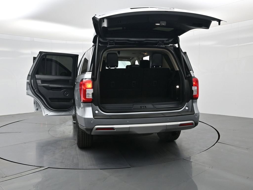 Used 2022 Ford Expedition XLT image 40