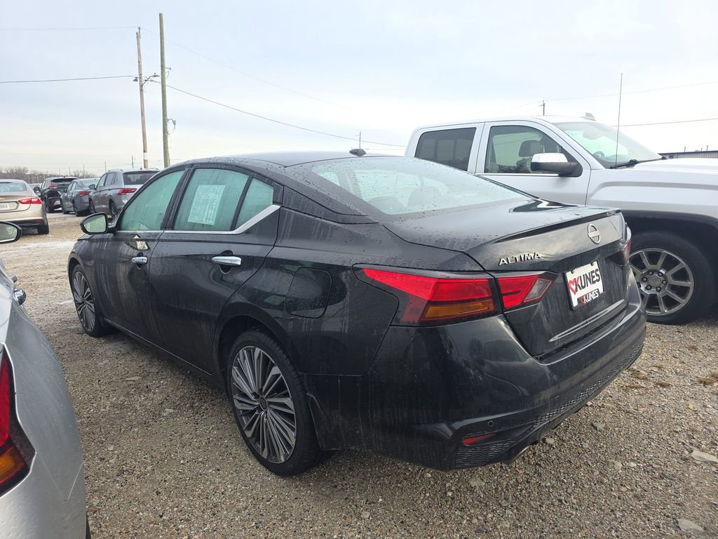 Used 2024 Nissan Altima 2.5 SL image 24
