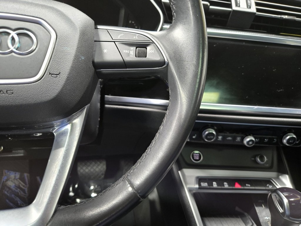 Used 2024 Audi Q3 2.0T Premium image 16