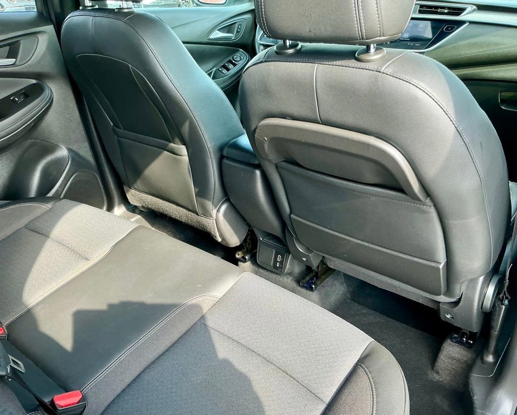 Used 2021 Buick Encore GX Preferred image 28