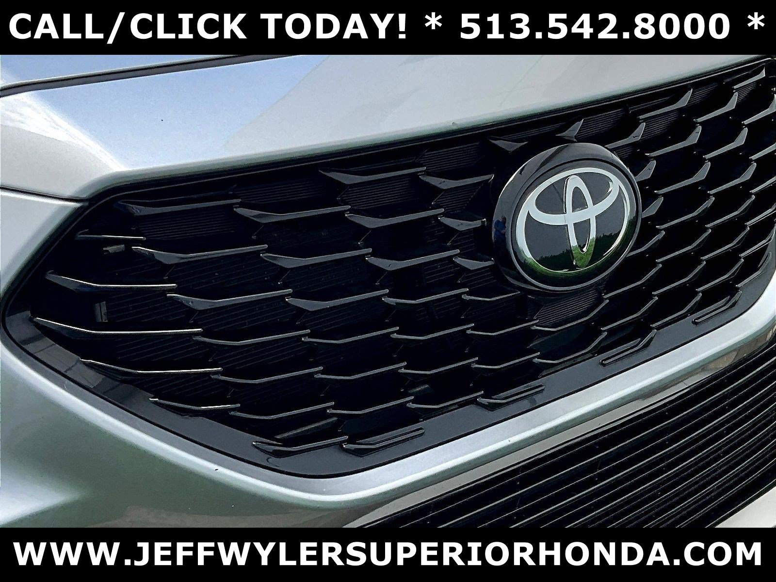 Used 2022 Toyota Highlander XSE AWD/4WD image 34
