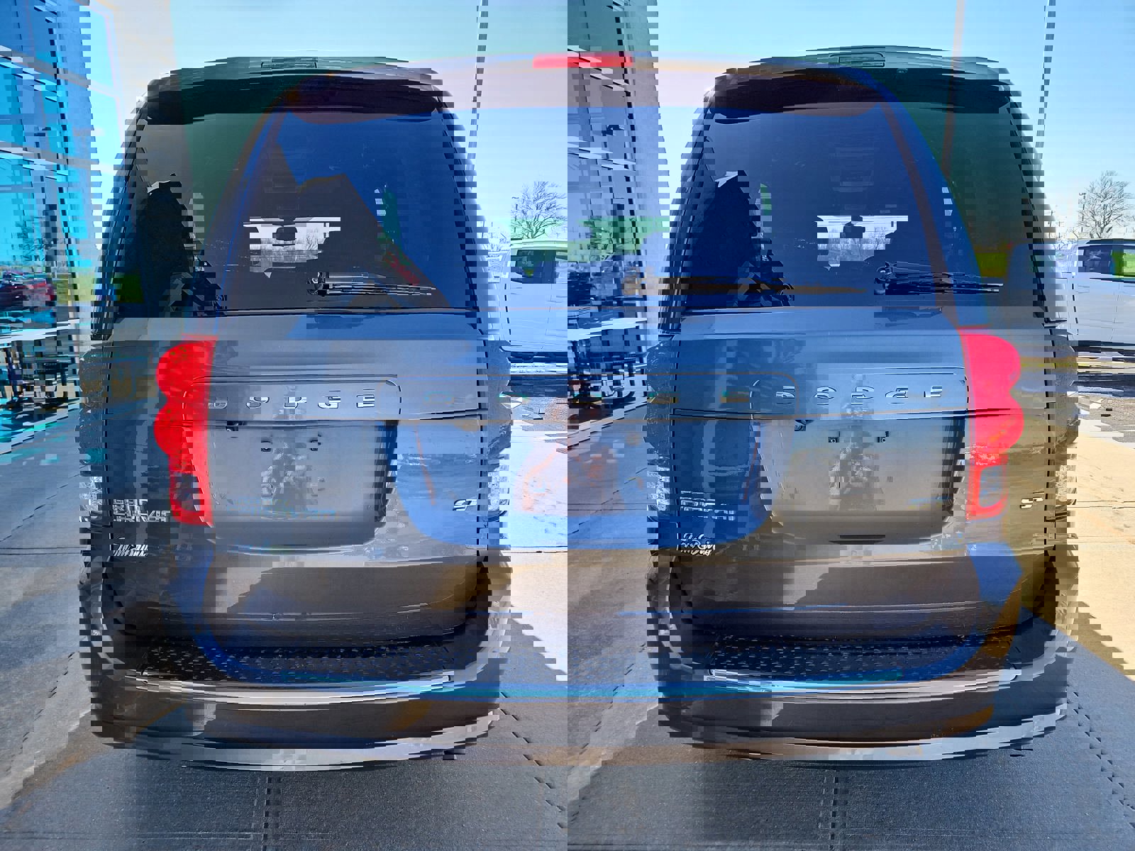 Used 2020 Dodge Grand Caravan GT image 23