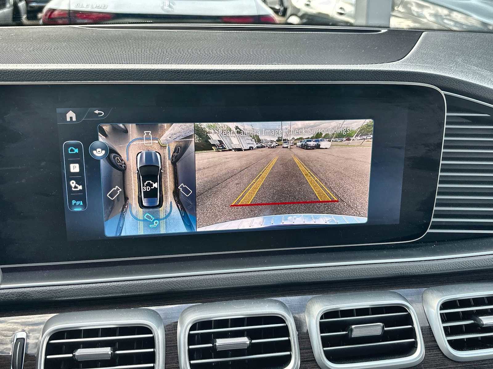 Used 2025 Mercedes-Benz GLE 350 4MATIC image 27