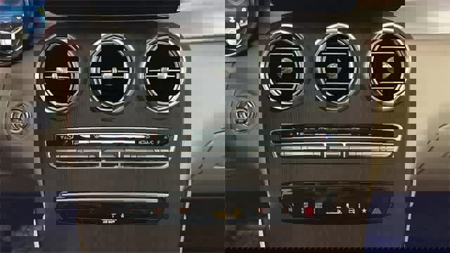 Used 2022 Mercedes-Benz GLC 300 4MATIC image 22