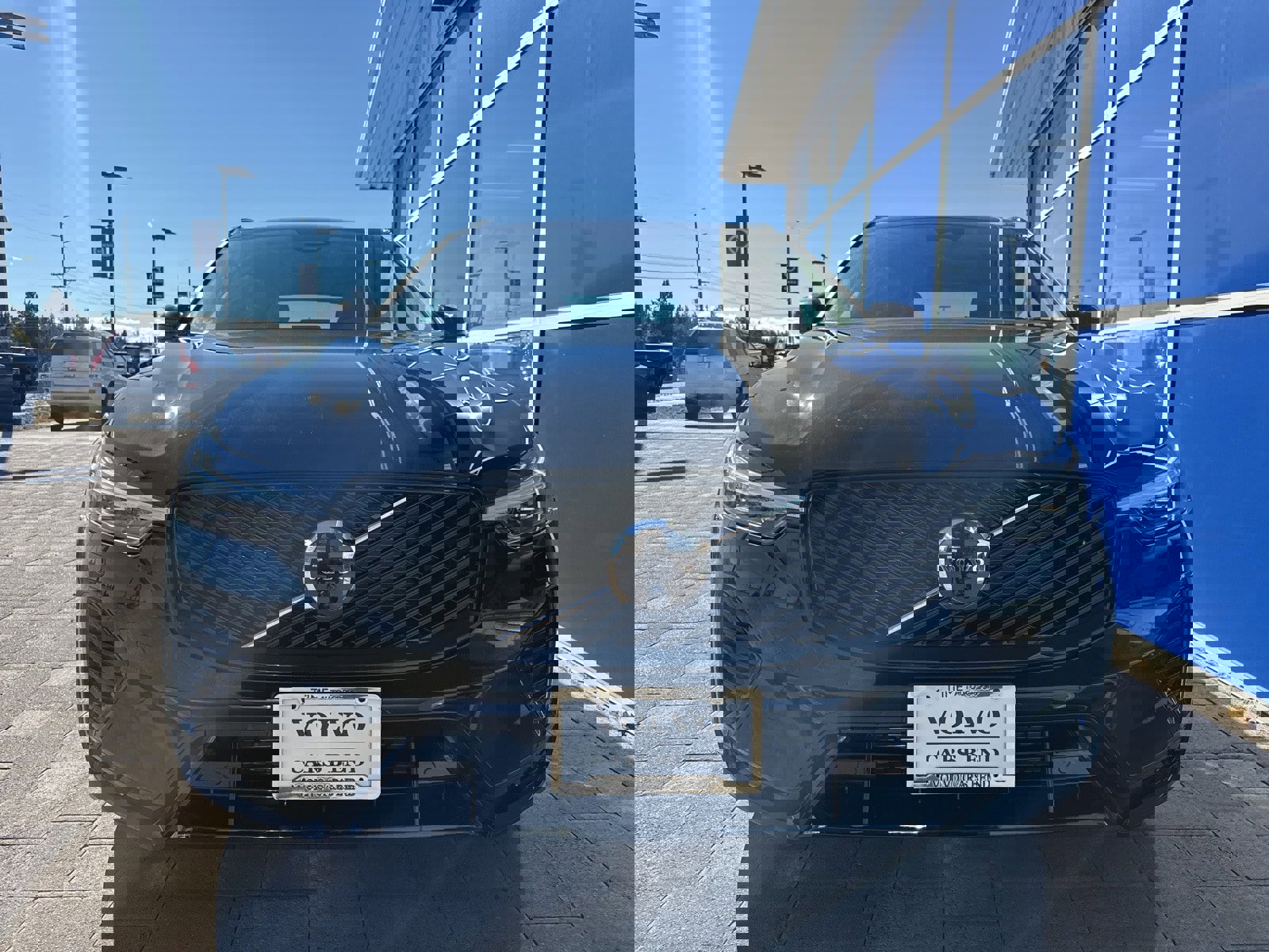 New 2026 Volvo XC60 B5 Ultra w/ Protection Package Premier image 6