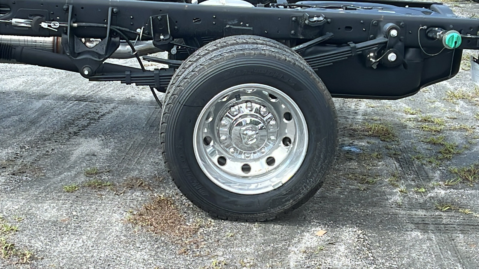 New 2025 RAM 5500 Tradesman w/ Safety Group AWD/4WD image 12