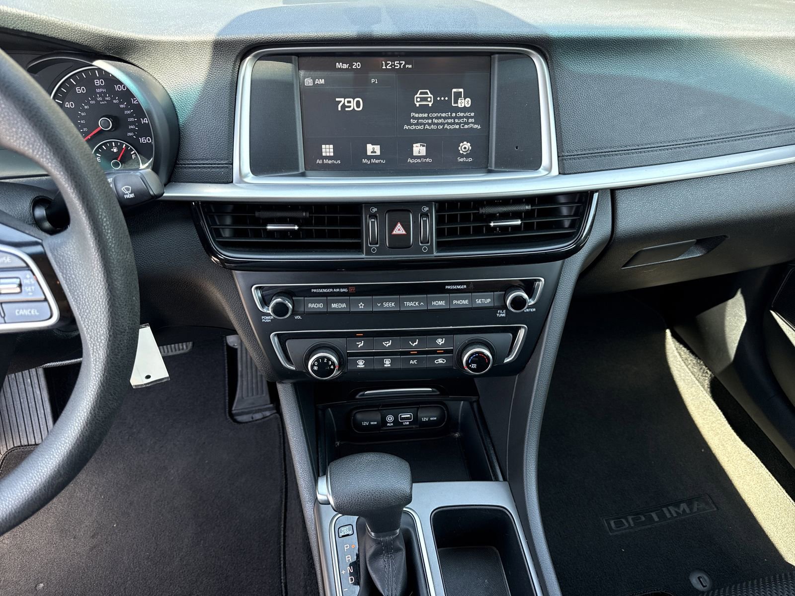 Used 2020 Kia Optima LX FWD image 25