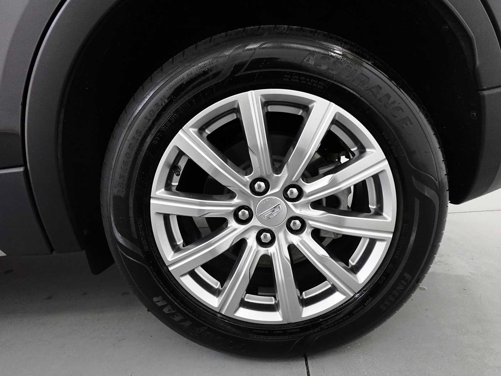 Used 2023 Cadillac XT4 Premium Luxury AWD/4WD image 9