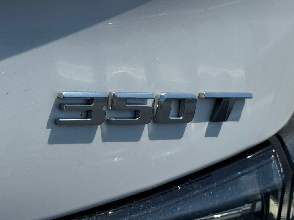 Certified 2024 Cadillac XT4 Sport FWD image 11