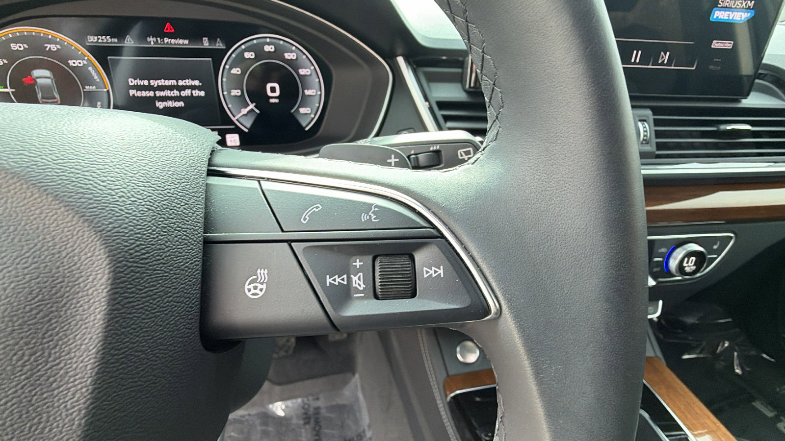 Used 2024 Audi Q5 e Premium Plus w/ Premium Plus Package image 29