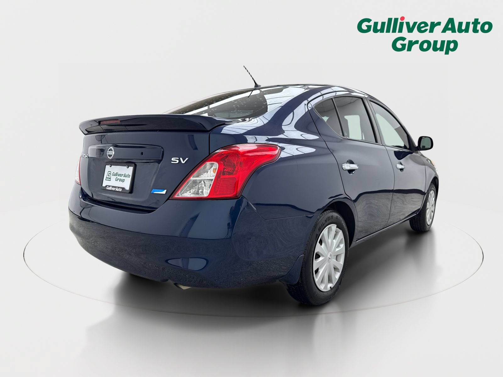 Used 2014 Nissan Versa SV FWD image 8
